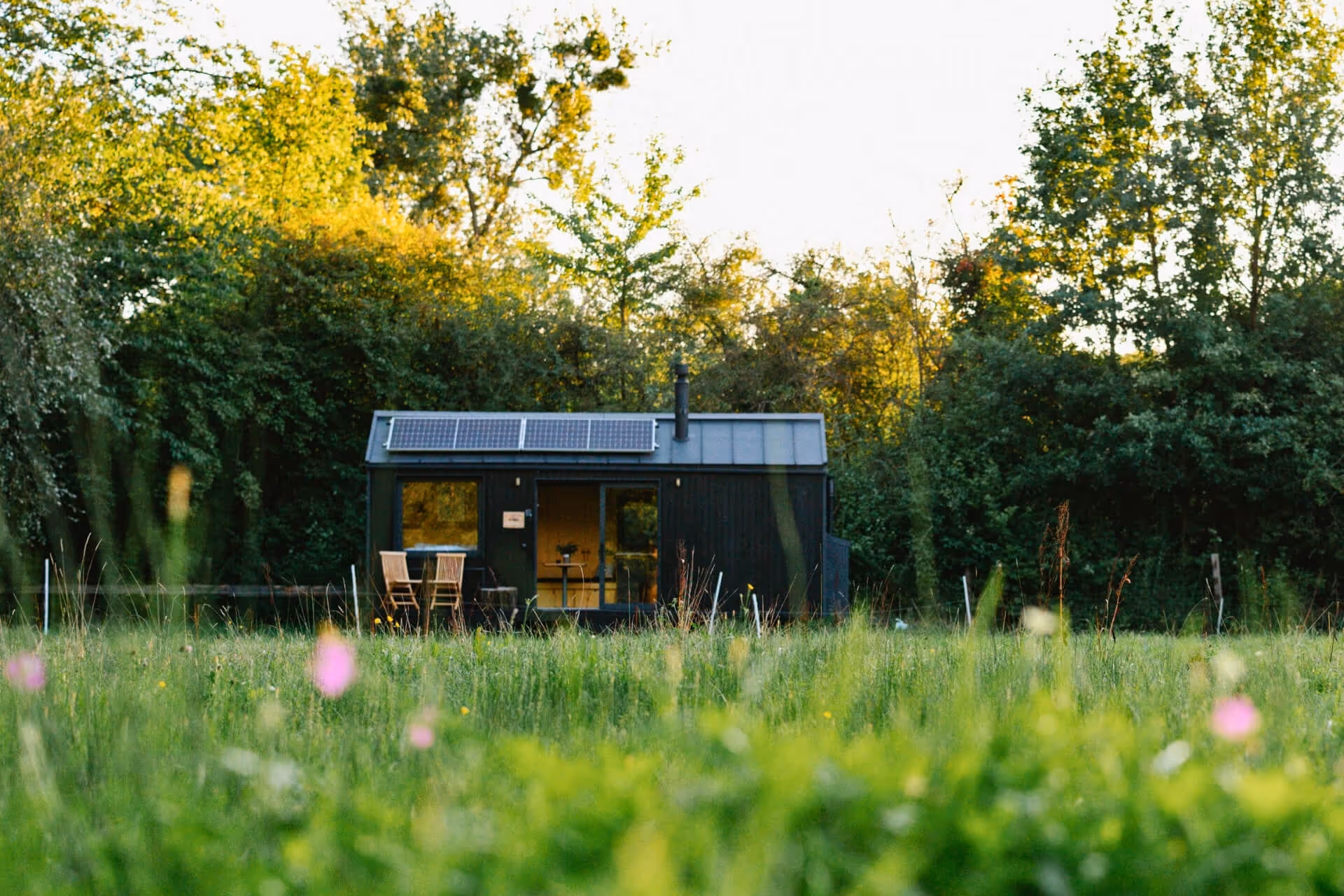 Einsame Hütte im Wald bei Berlin mieten – naturverbundener Rückzugsort