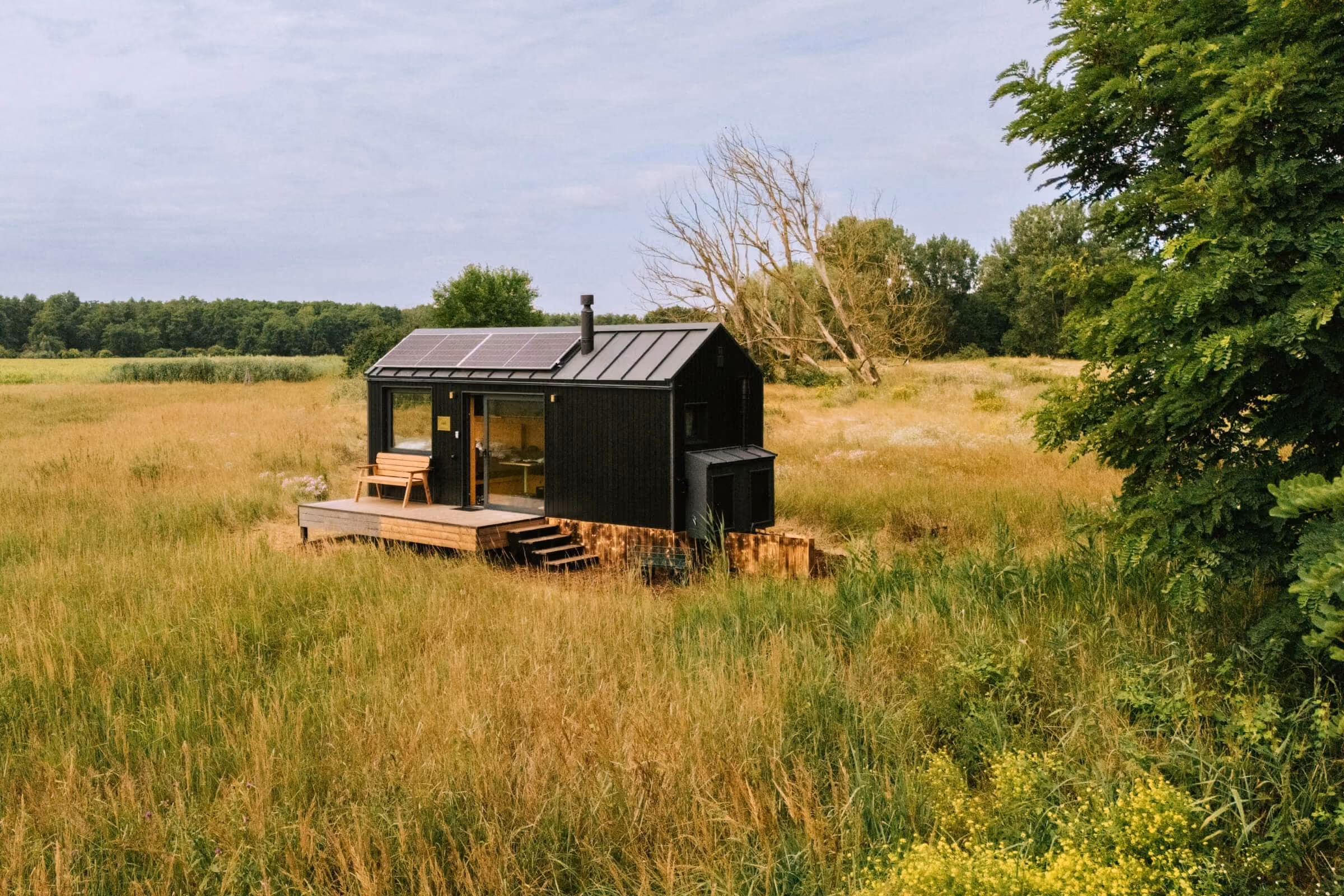 Gemütliche Off-Grid-Glamping-Hütte in der Nähe von Berlin mit Naturflucht