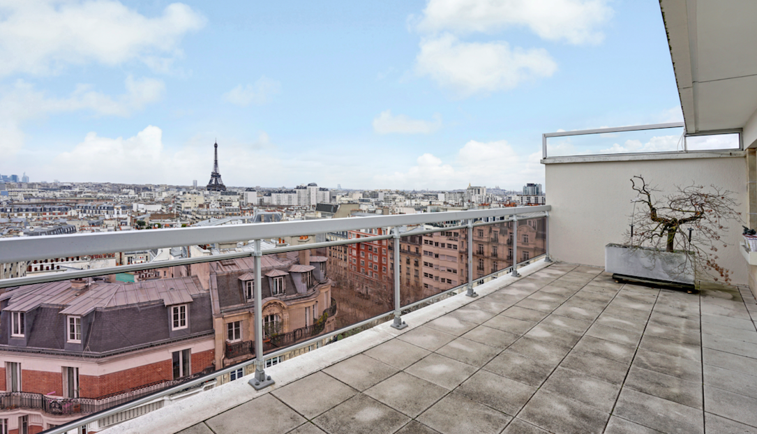APPARTEMENT VUE EXCEPTIONNELLE – 75015 – MAIRIE –