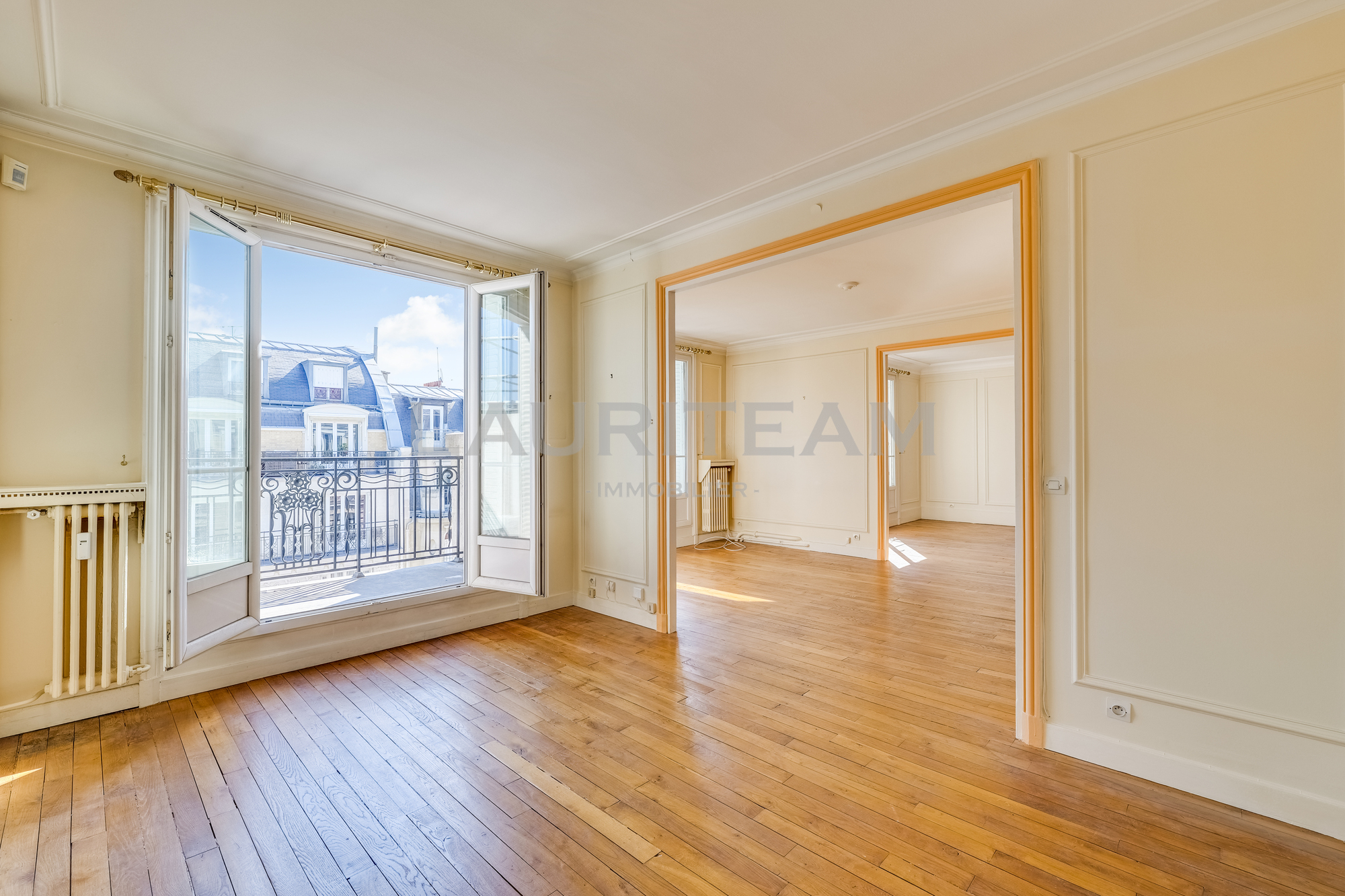 APPARTEMENT D’EXCEPTION AU DERNIER ÉTAGE rue Albert Samain 132m2