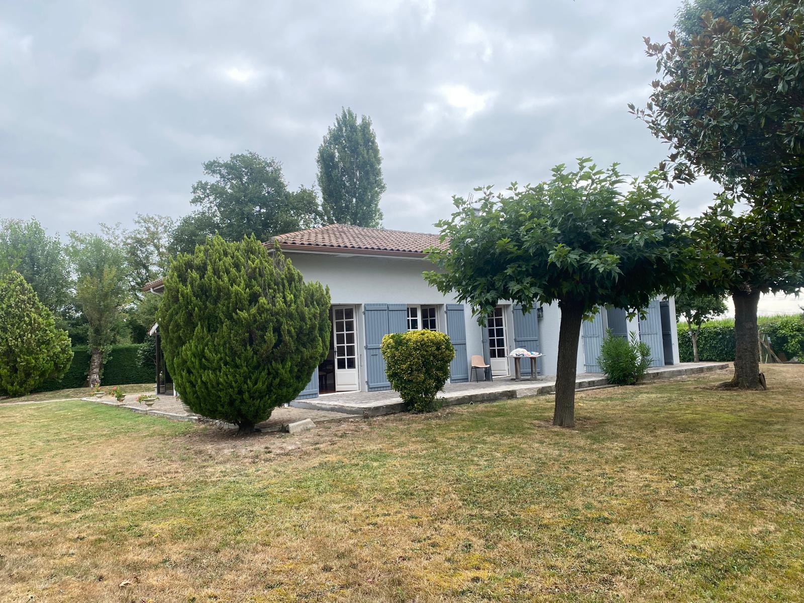 BELLE MAISON DE 135 M² AVEC TERRAIN ARBORÉ DE 2 000 M²