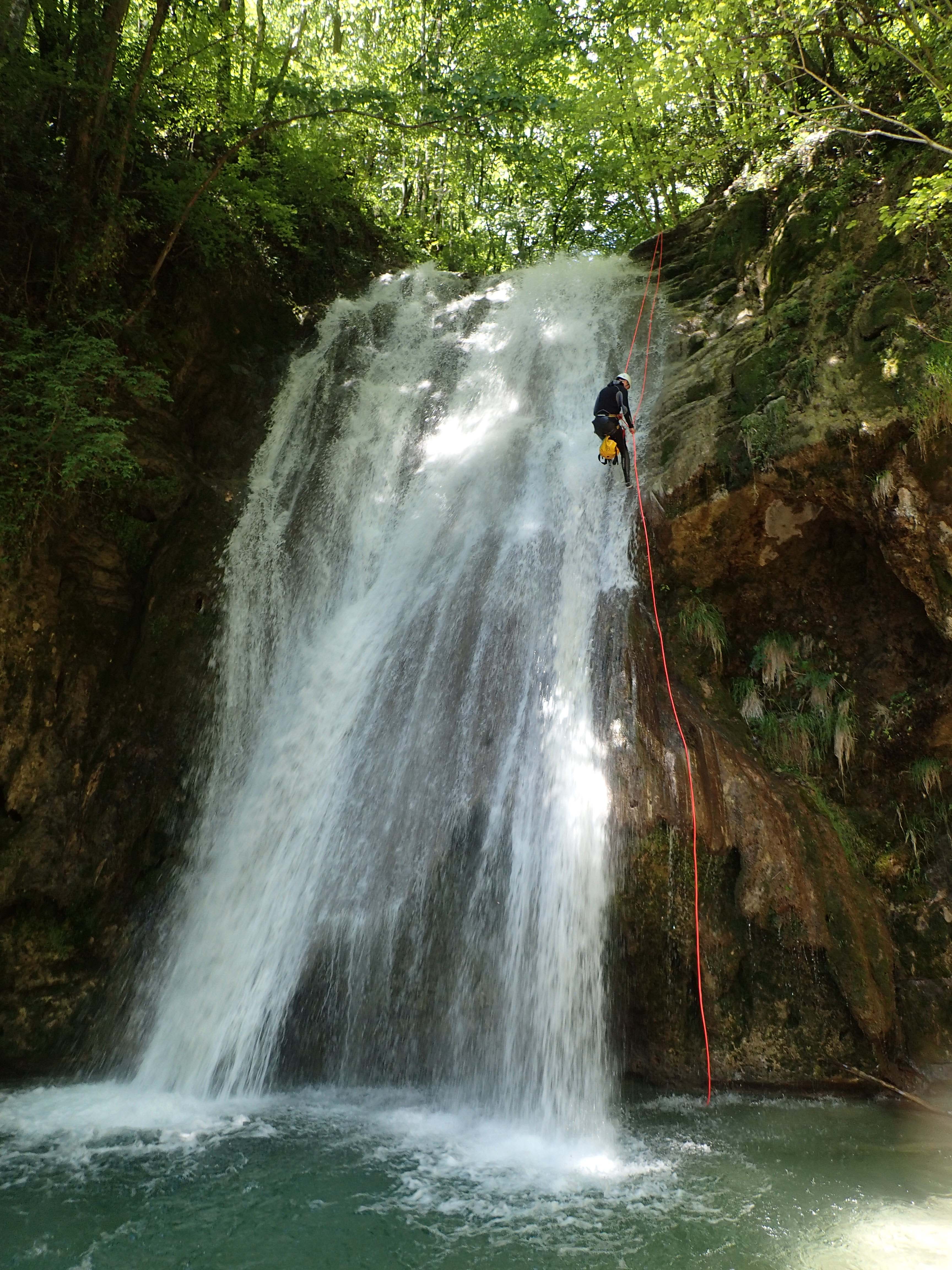 Descente canyoning formule Sensation en Isère, dans le Vercors près de Grenoble, Lyon et Chambéry