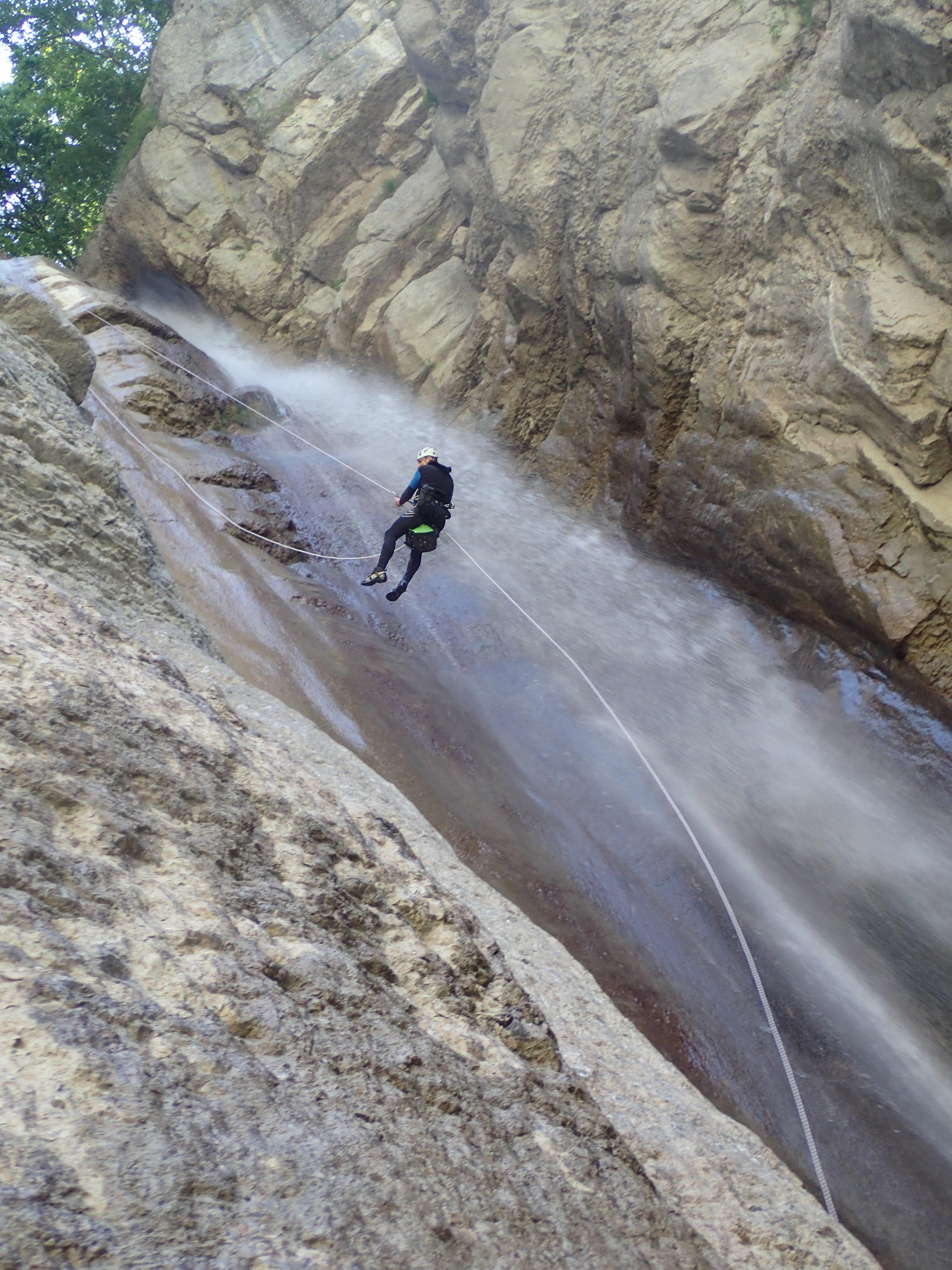 Canyoning formule Extrême dans les gorges du Vercors en Isère, accessible depuis Grenoble, Lyon, Chambéry et Annecy