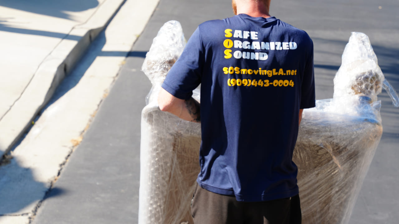 Professional Furniture Movers in Los Angeles: Heavy Item Specialists