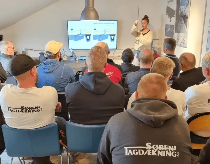 Course with many participants