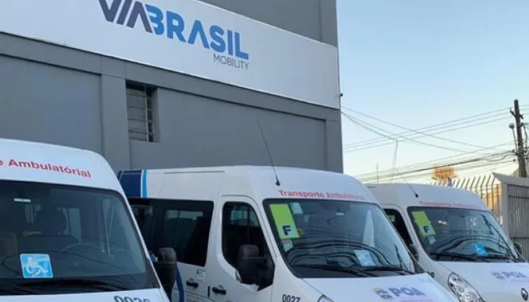 Celular exibindo tela de registro de ponto no aplicativo da Pontotel