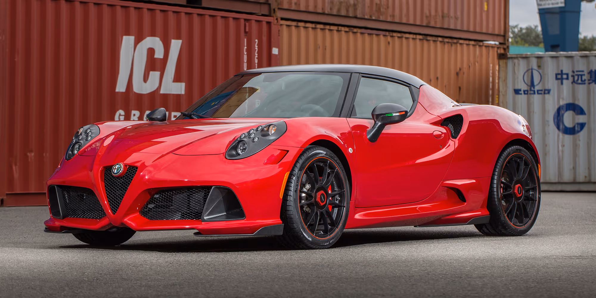 Alfa Romeo 4C z USA