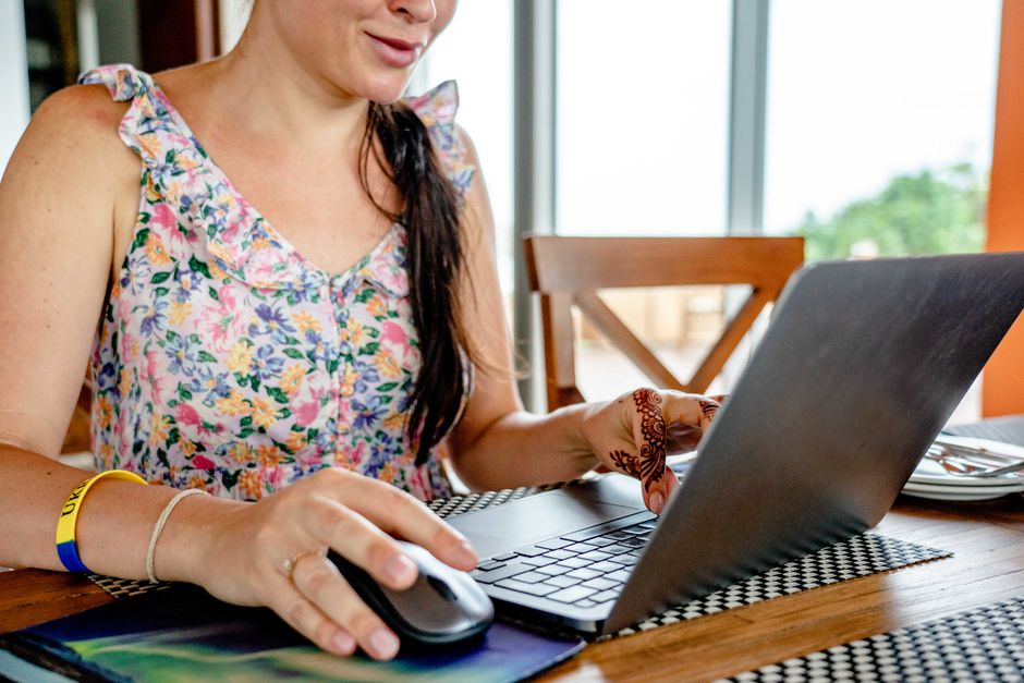 Homeoffice-IT-Sicherheit im KMU: Warum das Provisorium von 2020 heute ein Risiko ist – Foto: Atlantic Ambience / Pexels