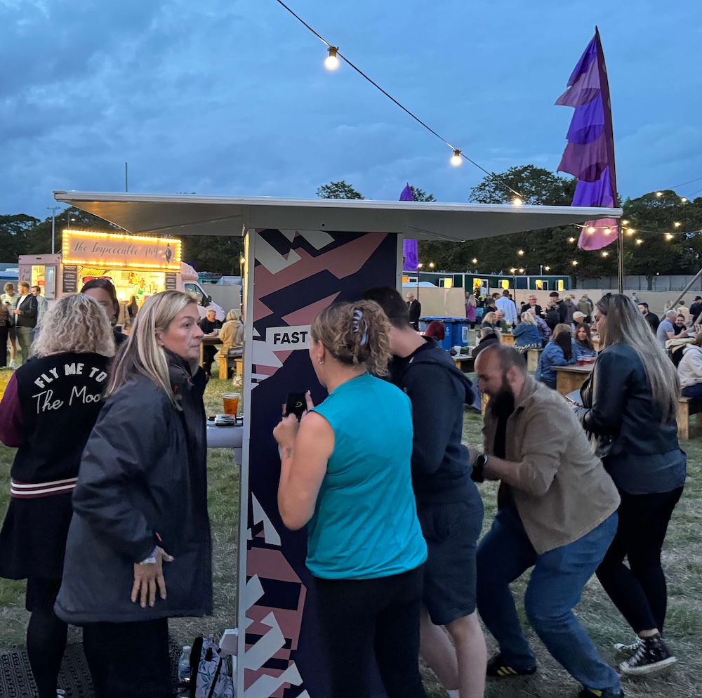 Chill & Charge + Crable