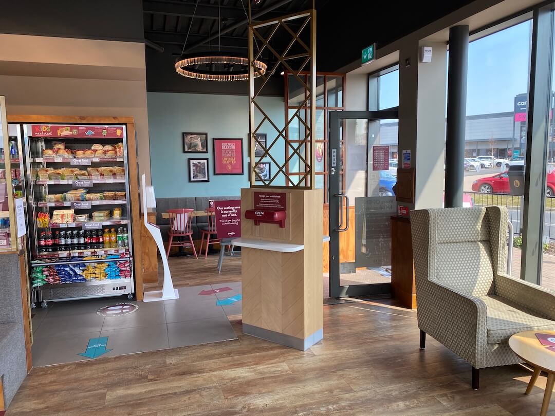 How Crable Wireless Charging Shelves Can Increase Dwell Time