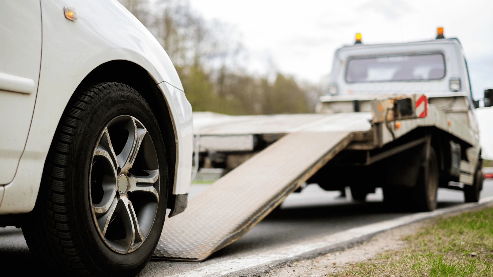 The Difference Between Car and Truck Accident Lawsuits: Why Semi-Crashes Are More Complex