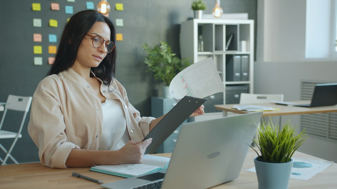 The Employer's Guide to FMLA Notification Deadlines and Rules