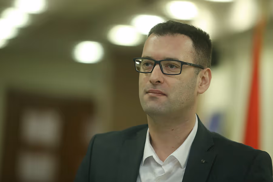 Грмуша: Ако наставимо да бјежимо од короне, плашим се да ће нас стјерати уза зид.