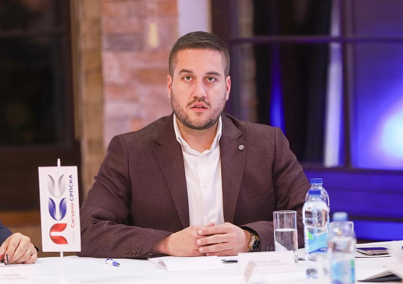 Небојша Дринић