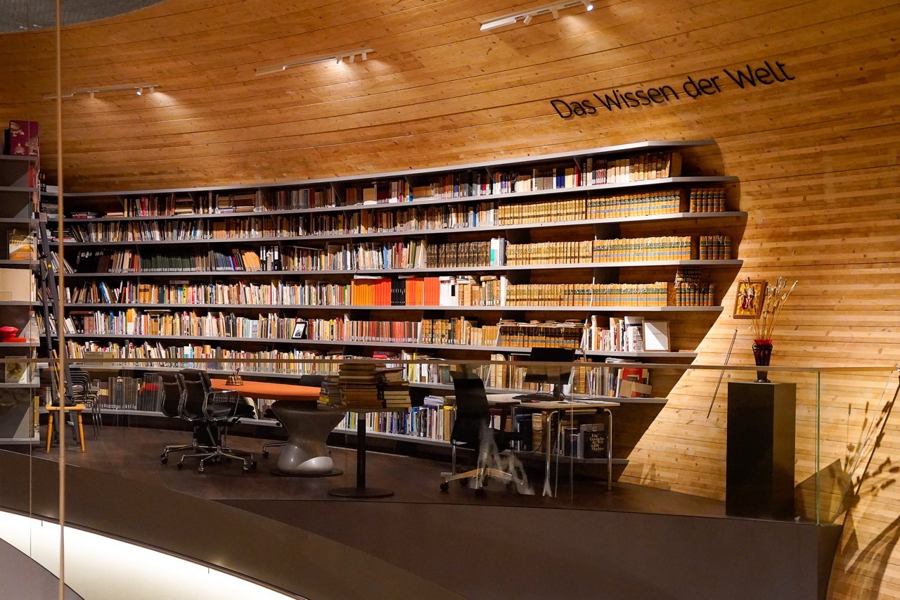 Bibliothek im Paneum