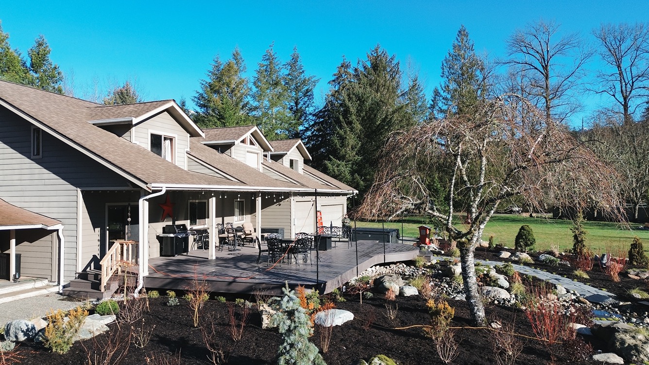 Custom Outdoor Living Space – North Bend After