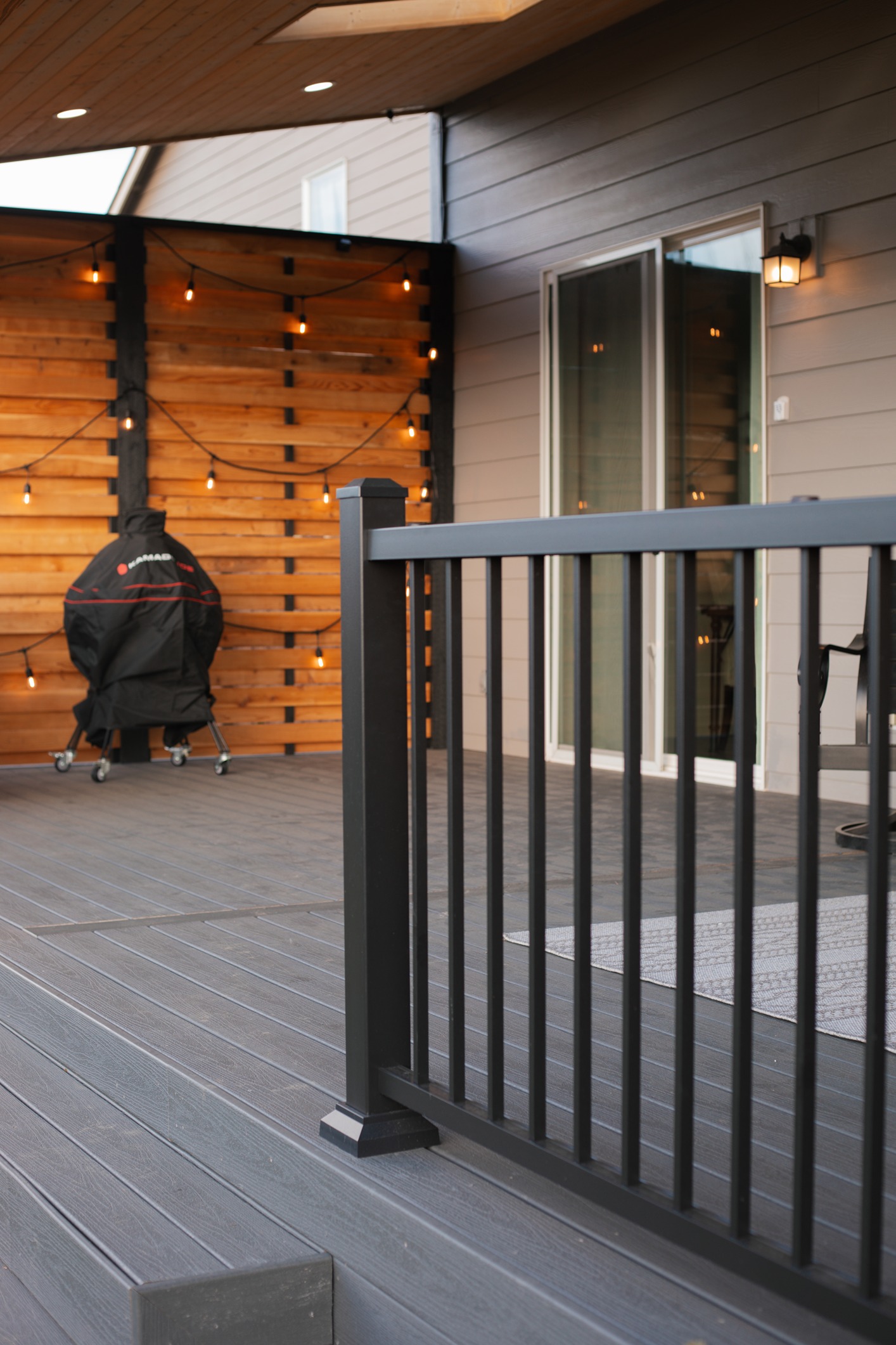Outdoor Living Space – Granite Falls After