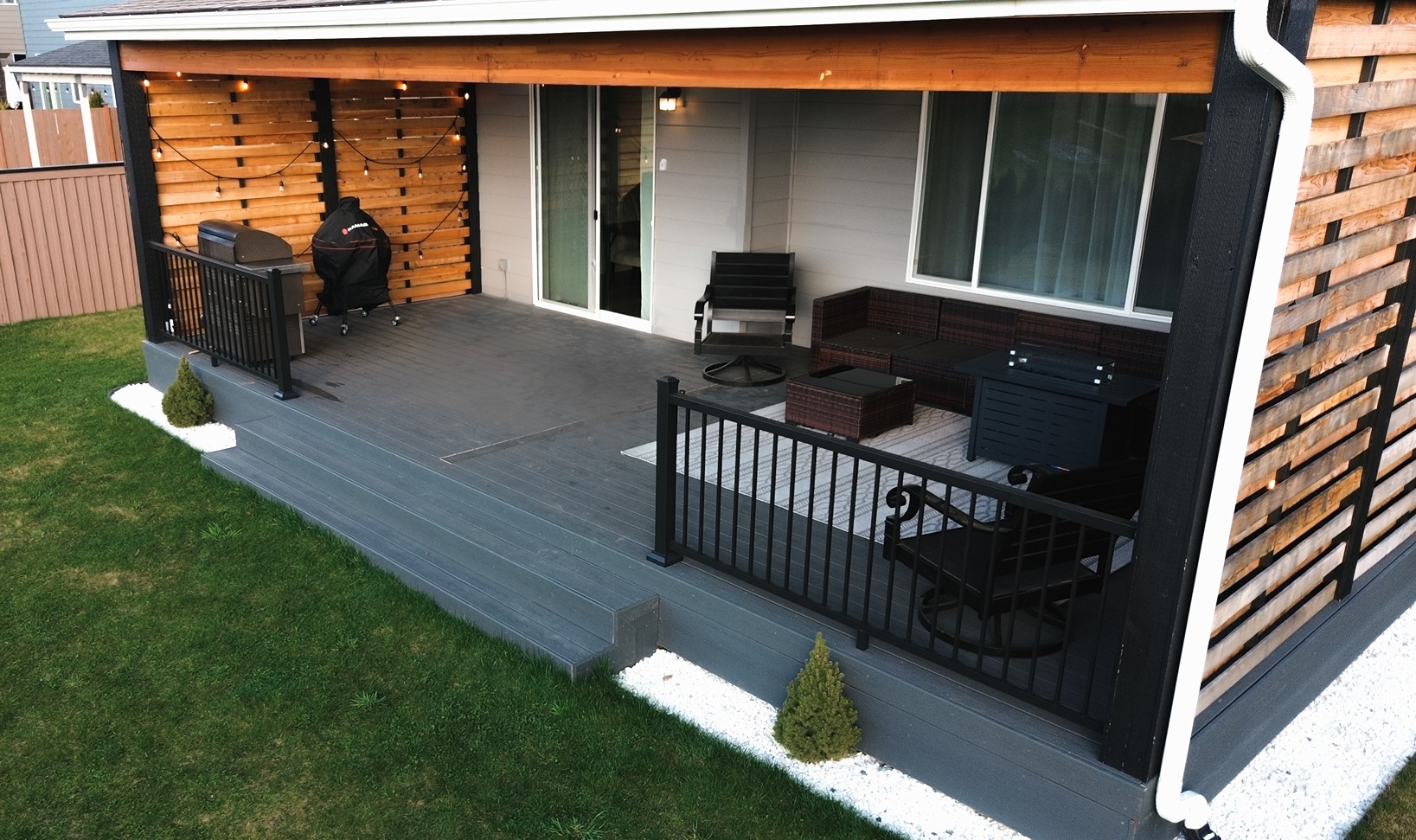 Outdoor Living Space – Granite Falls After