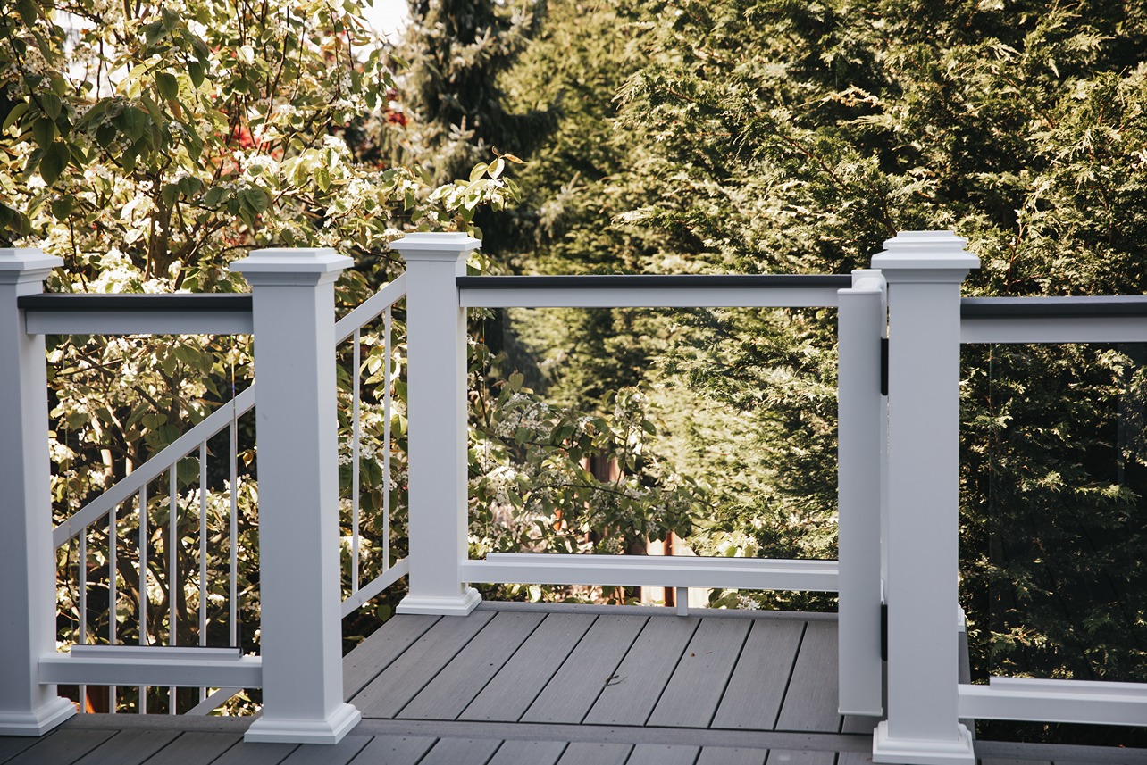 Custom 3-Story Steel Deck in Mukilteo