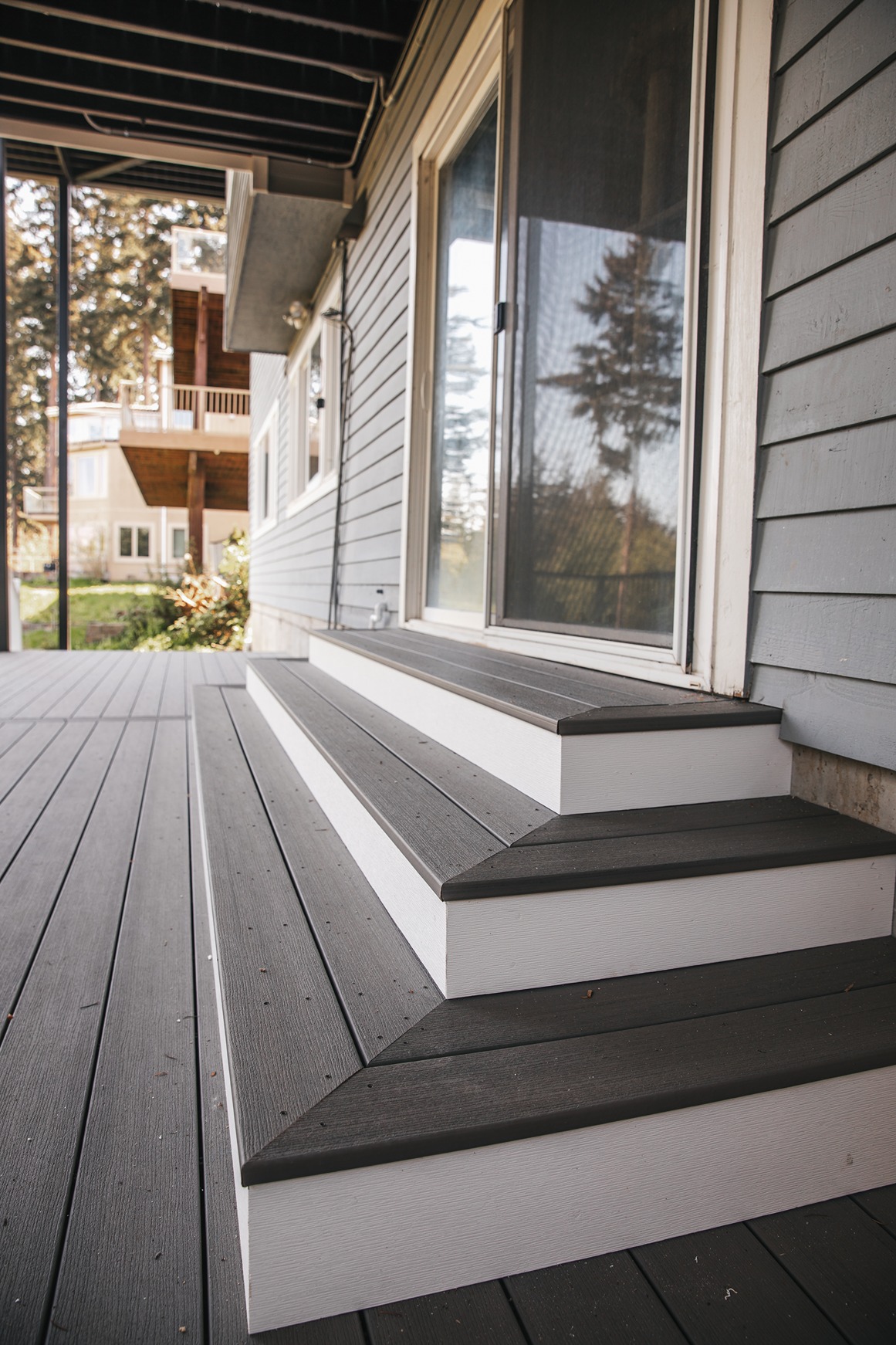 Custom 3-Story Steel Deck in Mukilteo