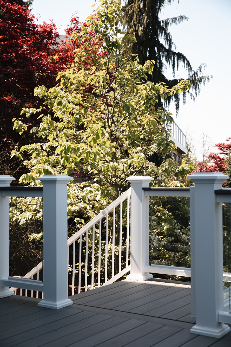 Custom 3-Story Steel Deck in Mukilteo