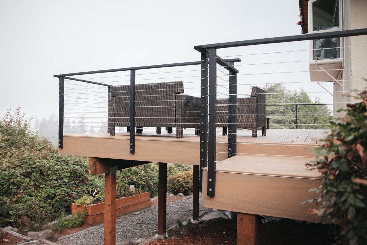 horizontal cable railing