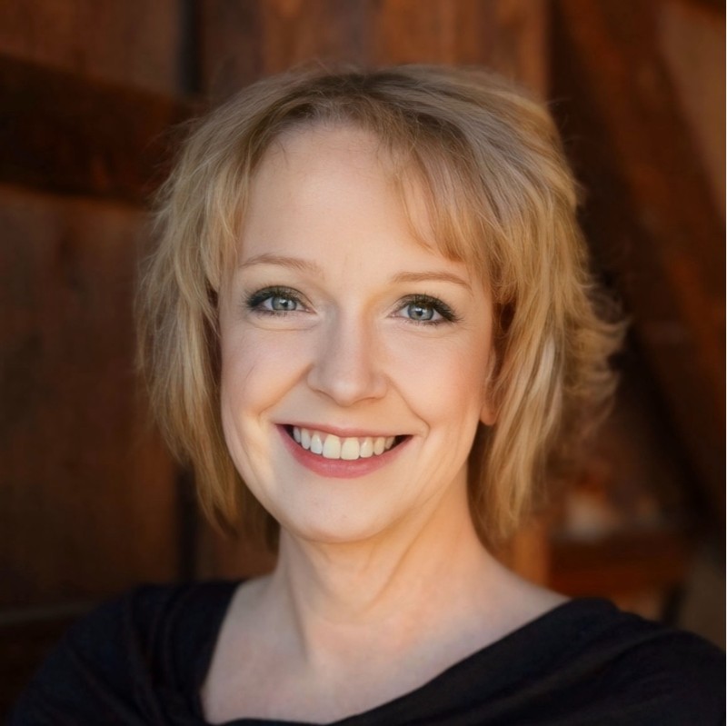 Jenny Stanley, Momento board member