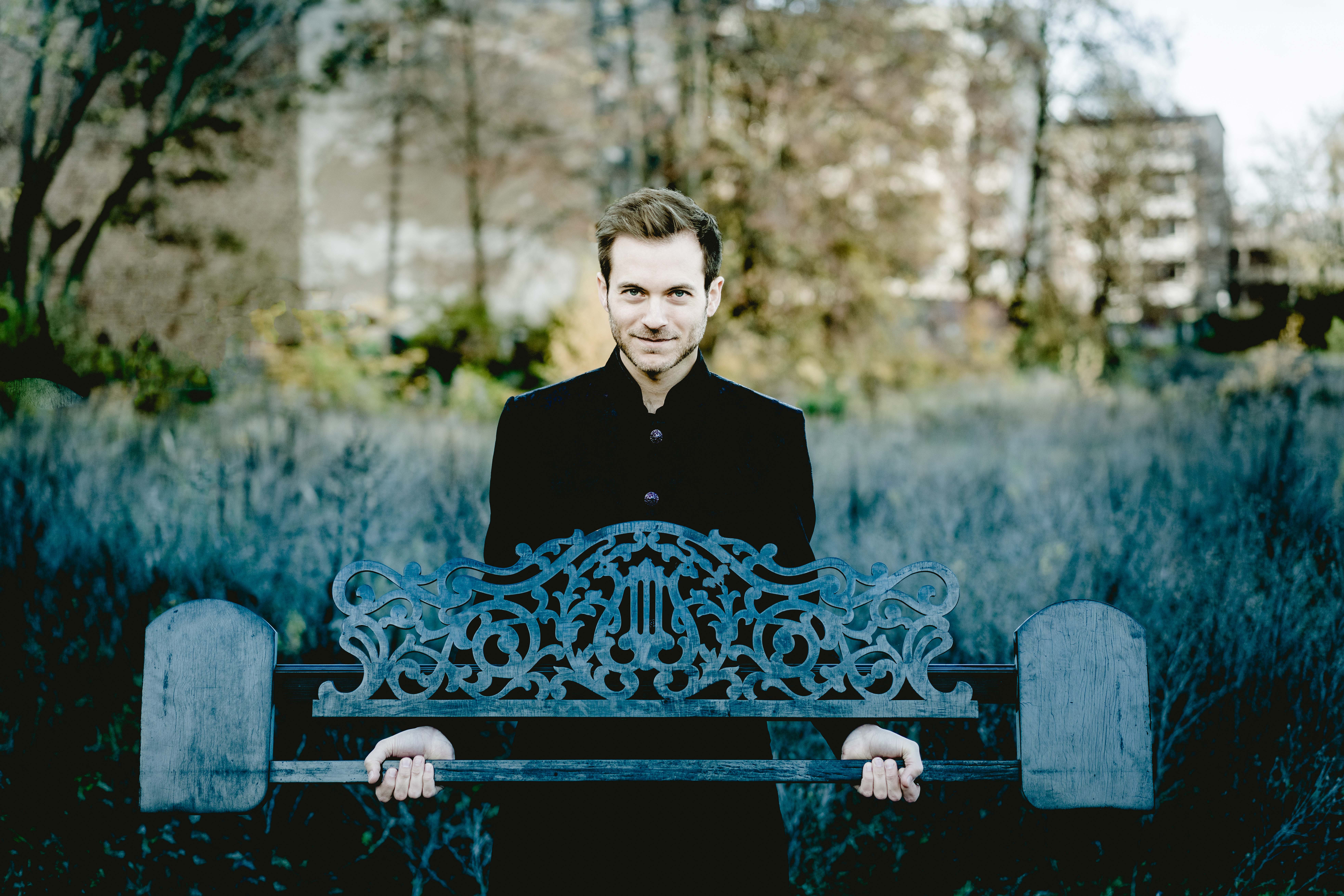 Ein begnadeter Pianist spielt die bekanntesten Stücke von Johann Sebastian Bach bei den Bachtagen