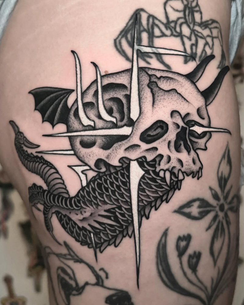 6Dita traditional skull dragon Spider-Web Tattoo Berlin