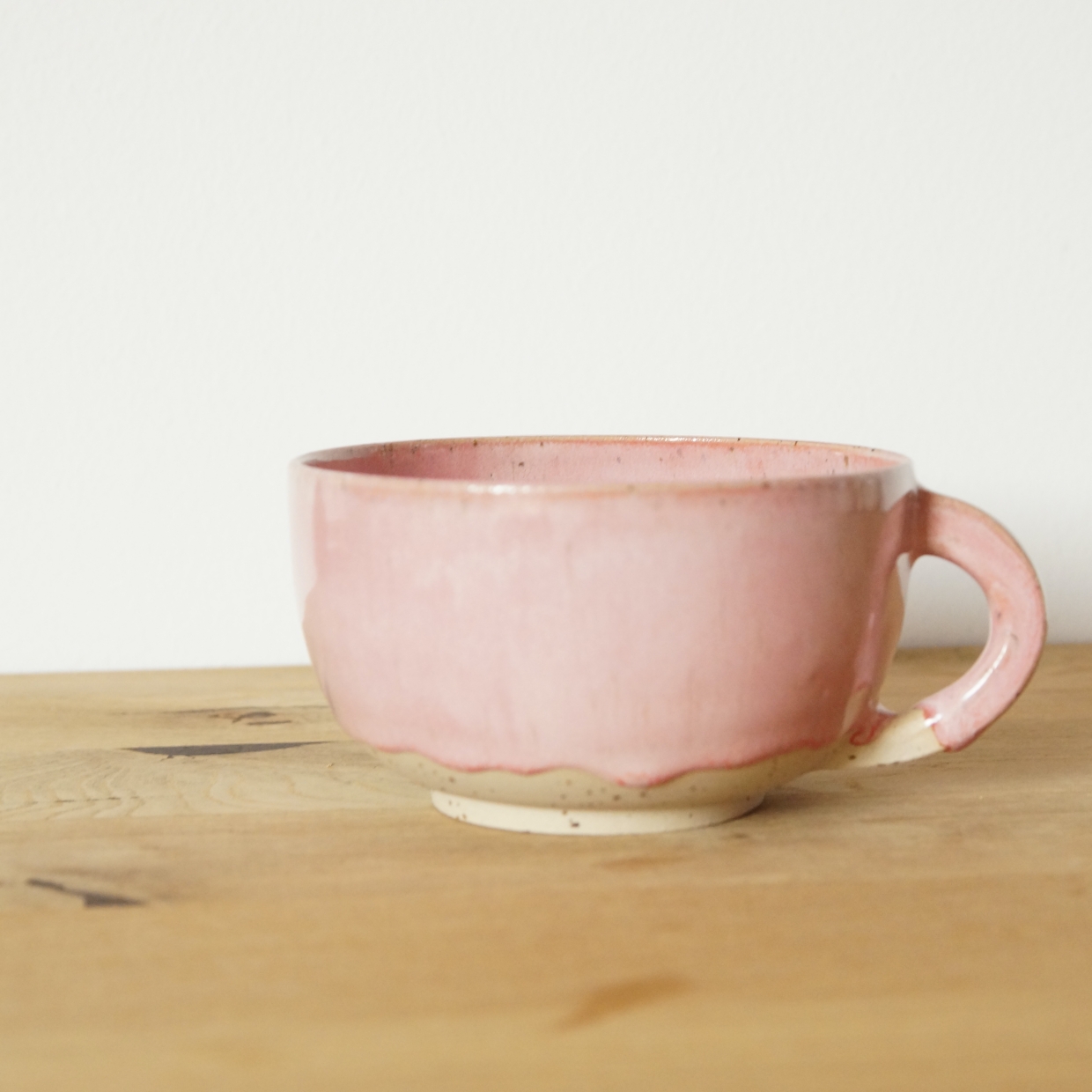 Tasse rosa kleiner Henkel