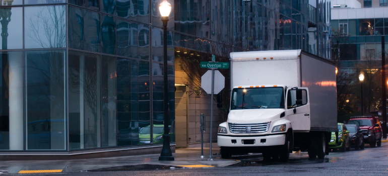 How Much Do Professional Movers Cost: Local Moving Cost