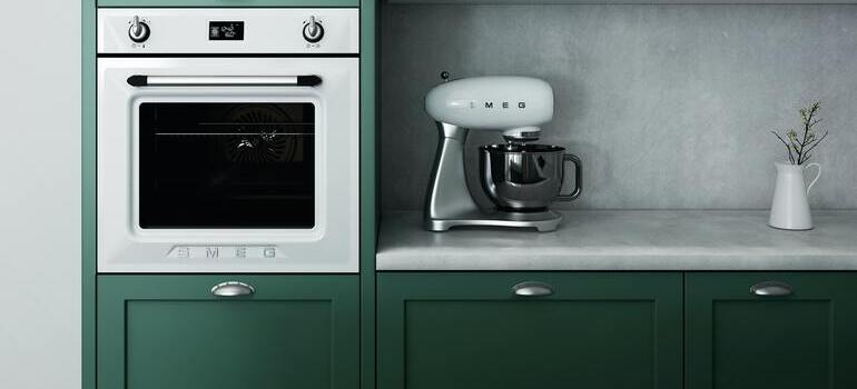 green kitchen cabinets