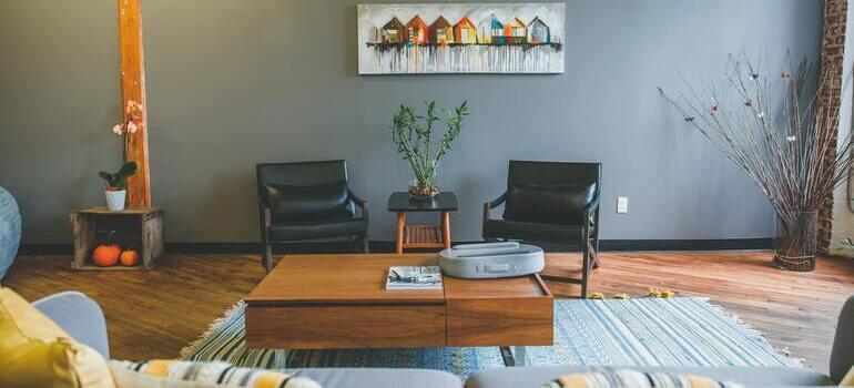 make Big Family Relocation Checklist for your living room