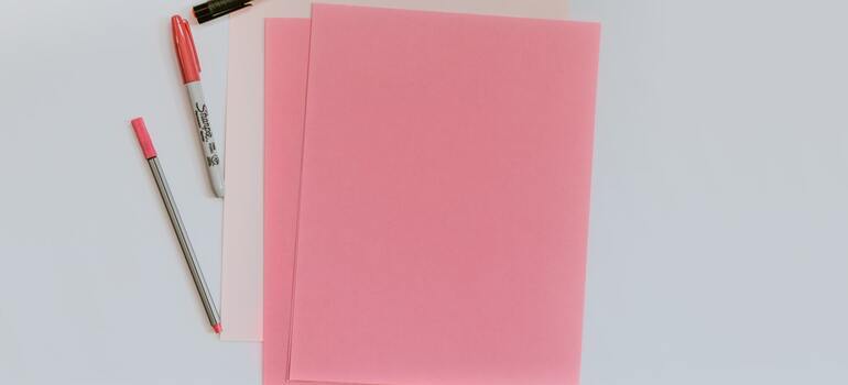 pink folder