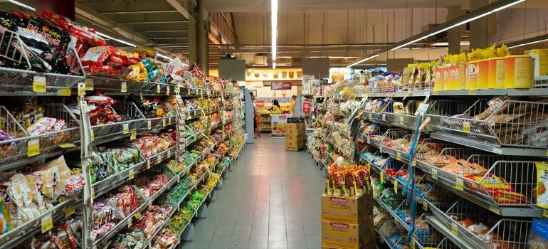 grocery store - places to find packing supplies