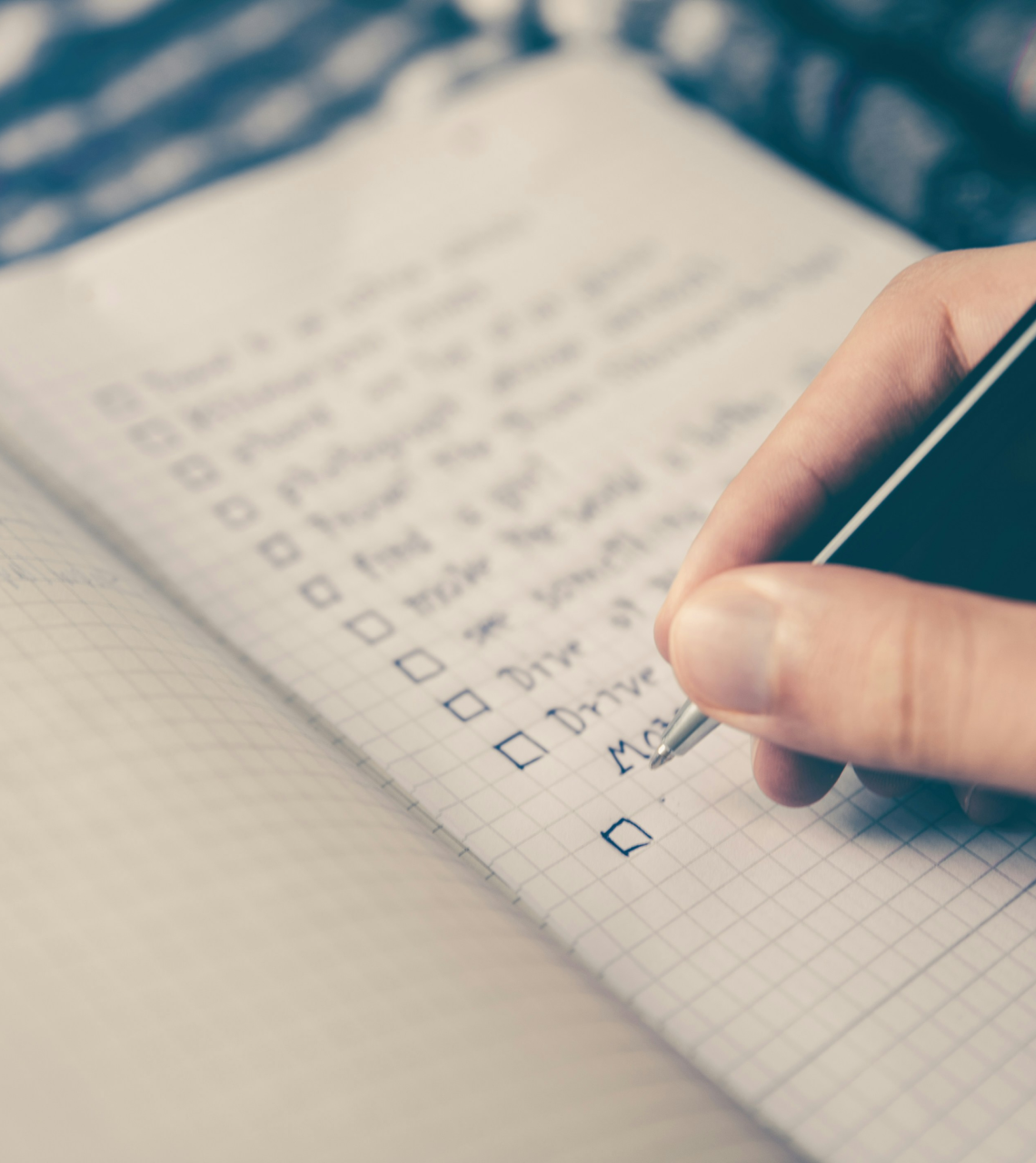 The page has a checklist for the cloud migration plan.
