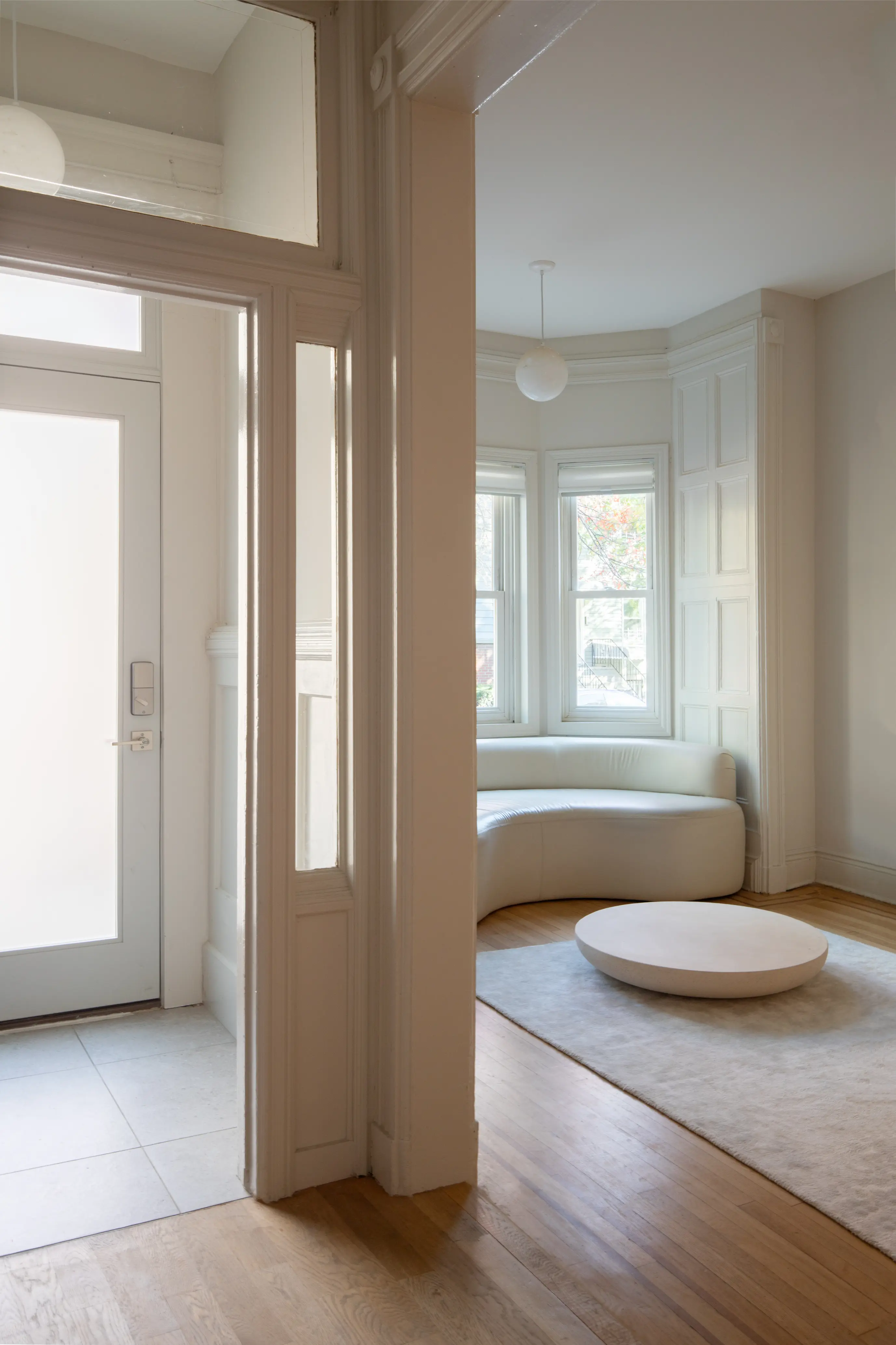 Skinny Leonard living space