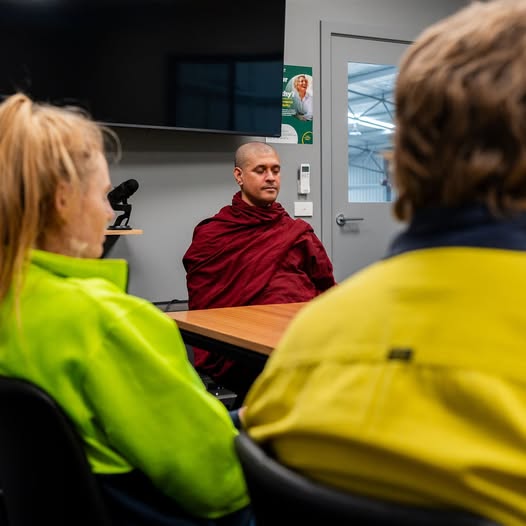 Adding meditation to the work day