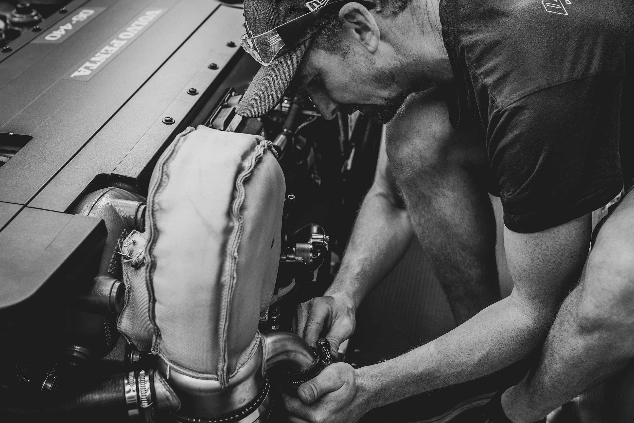 The Dickey Boats marine fitout team is tasked with delivery marine installations to the highest standards.