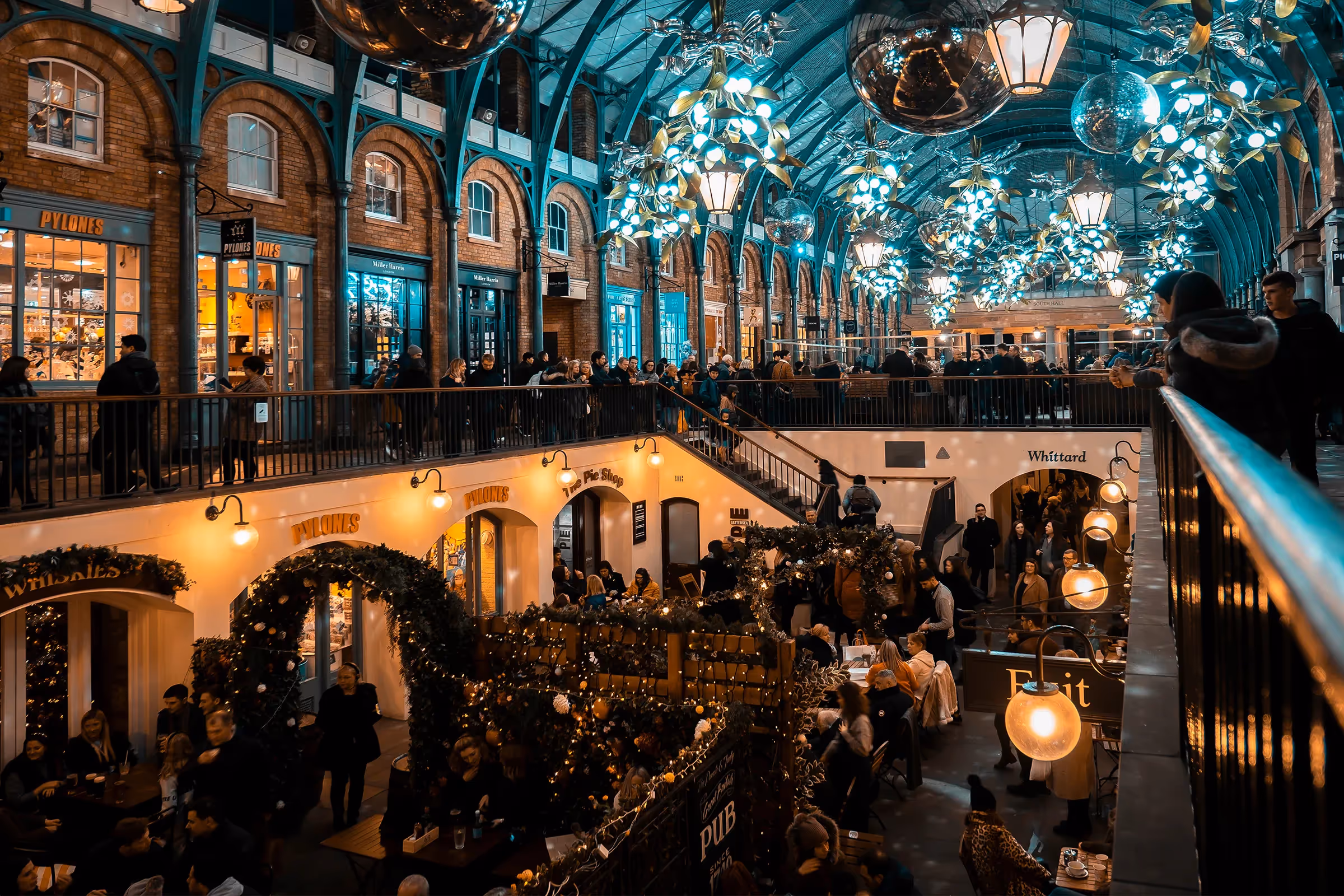 The Apple Market at night
