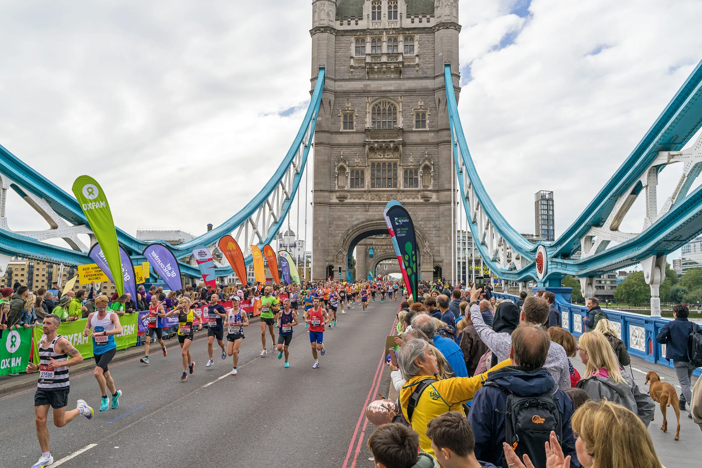 Marathon runners on Tower Bridge