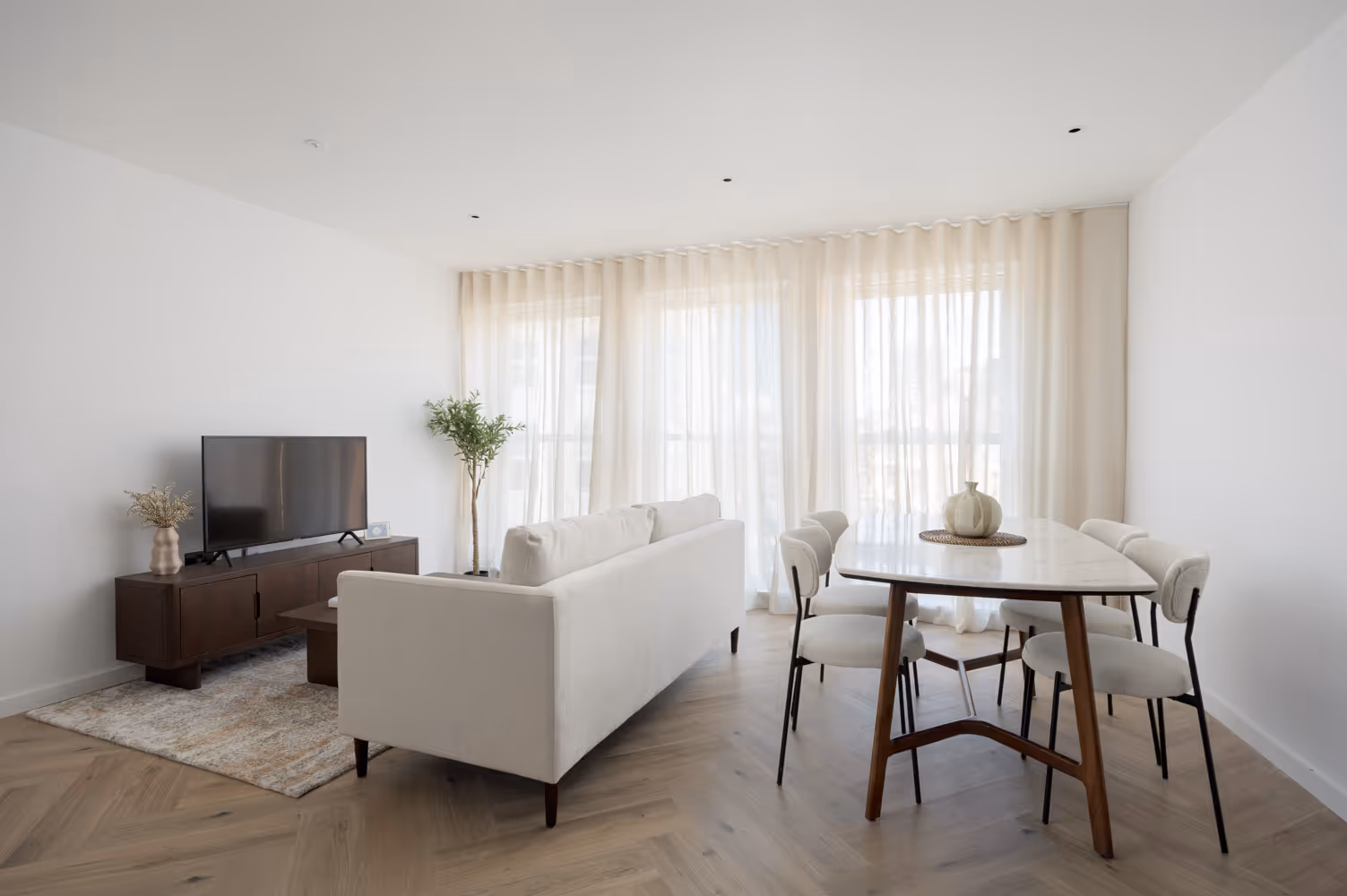 An apartment at 152-154 Curtain Road, Hoxton