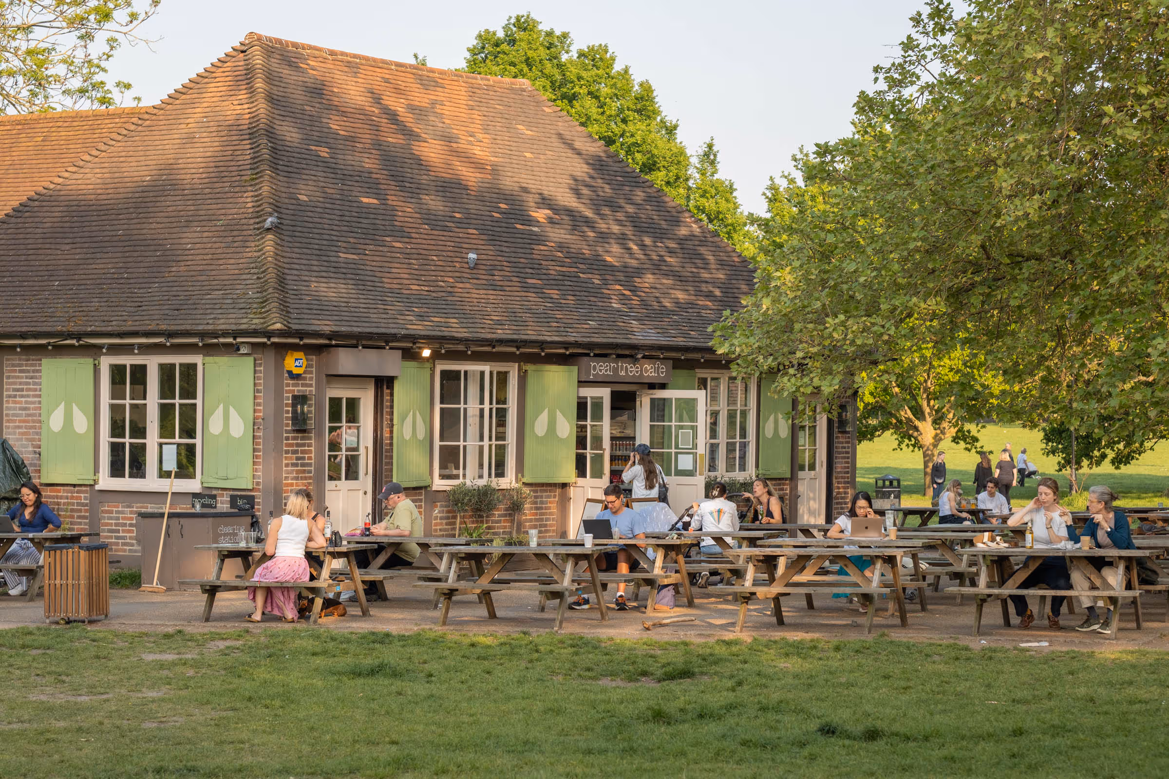 Pear Tree Cafe - Battersea Park
