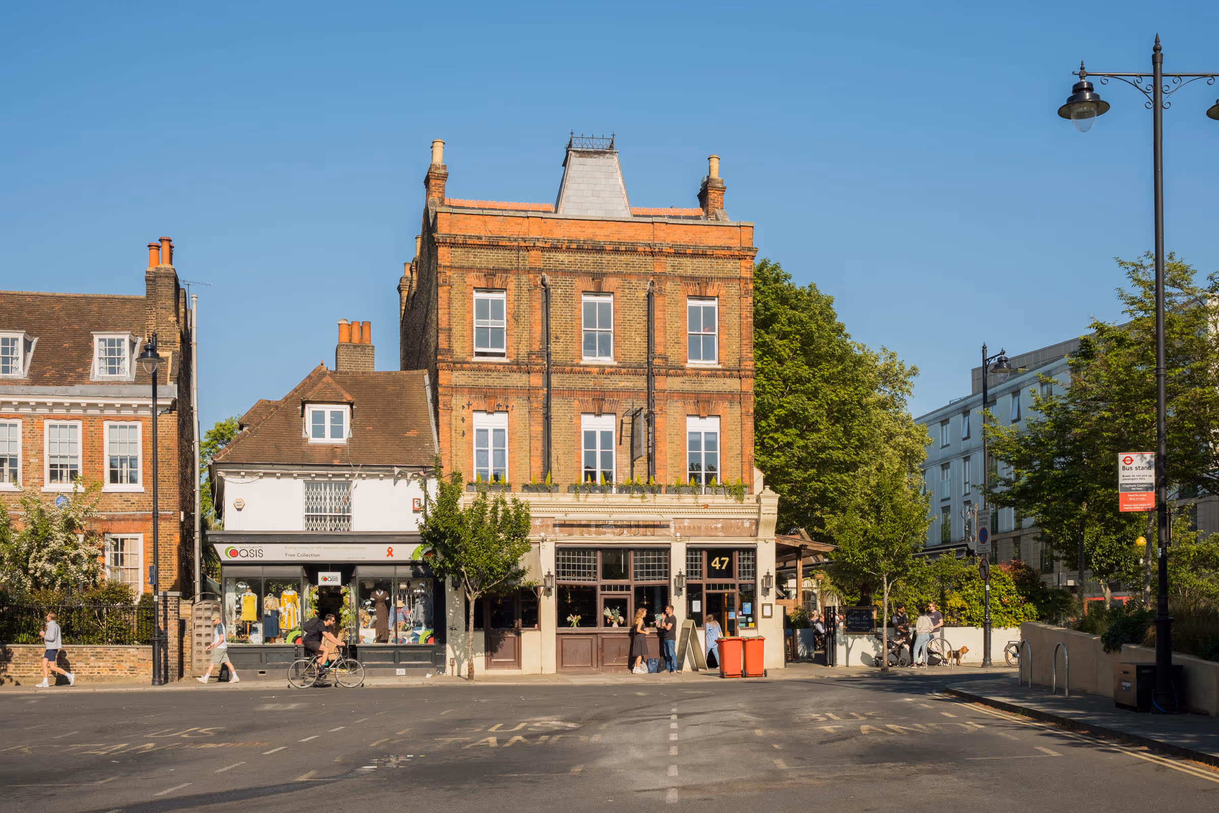The Sun, Clapham Old Town