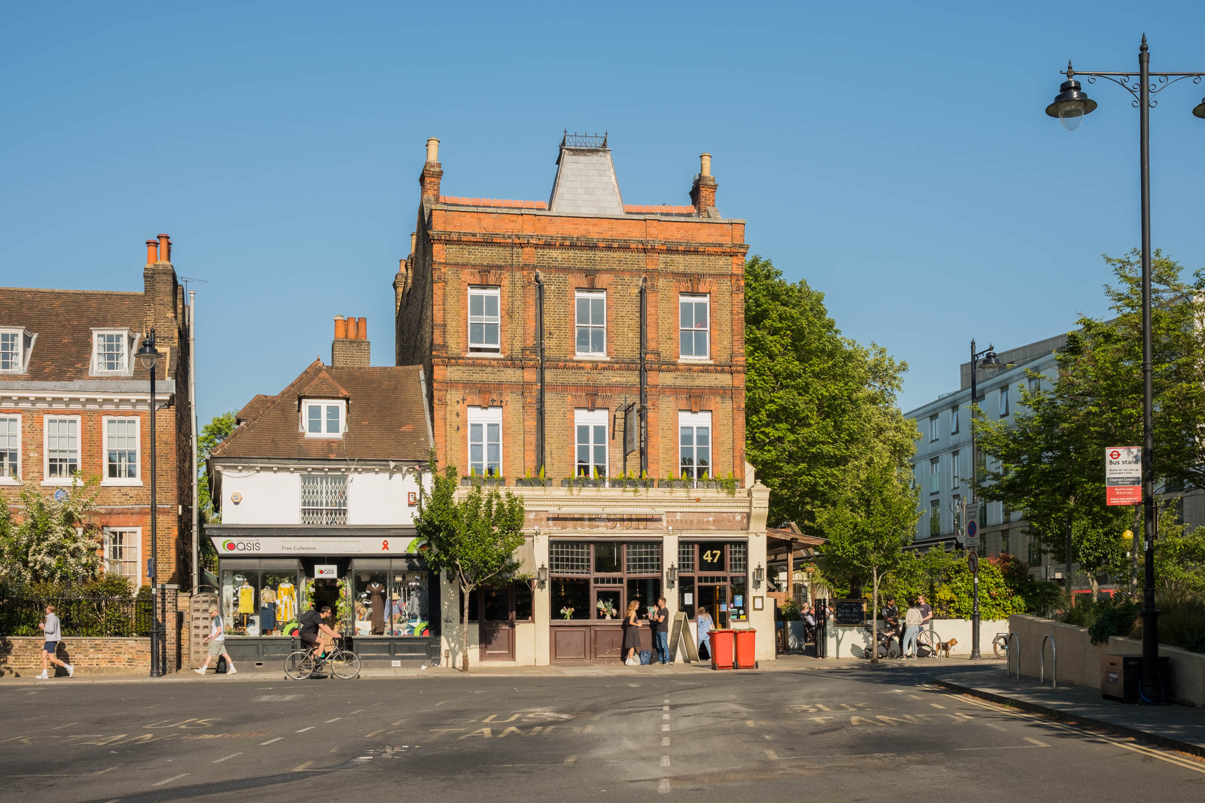 The Sun, Clapham Old Town