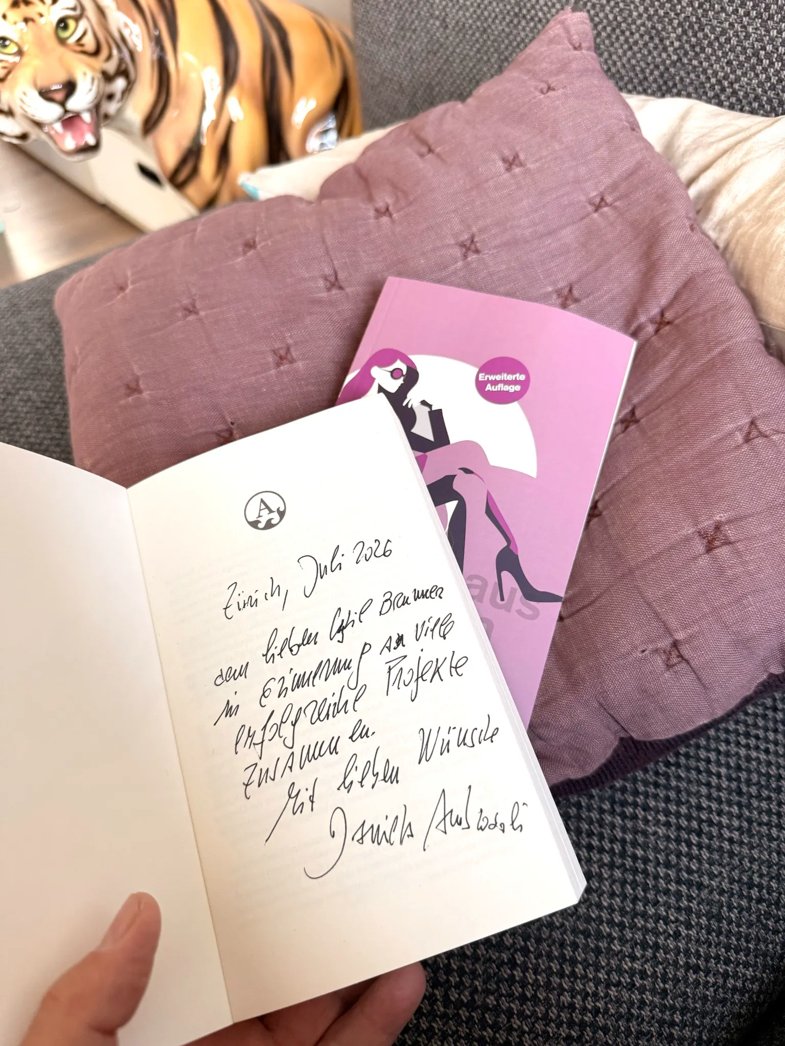 Tochter aus besserem Hause – a story brought into form.