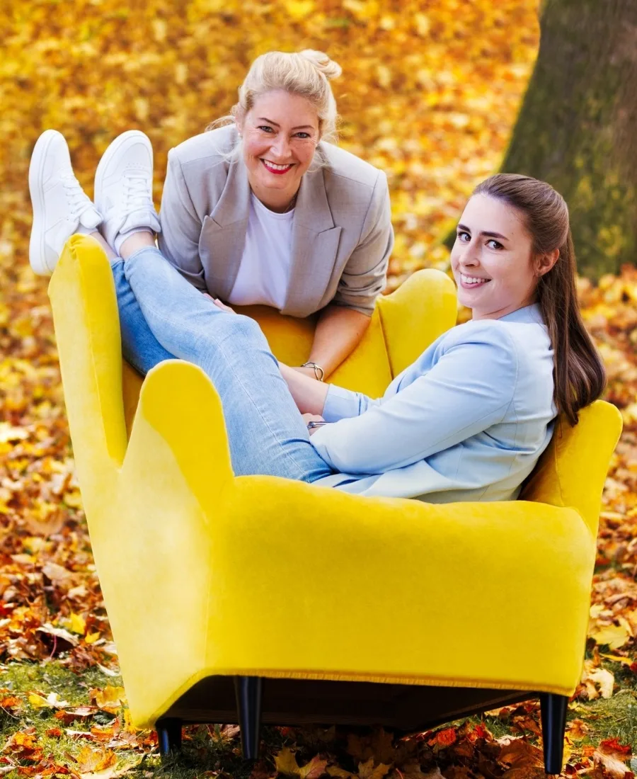 foxdot CEOs in a yellow chair in a forest