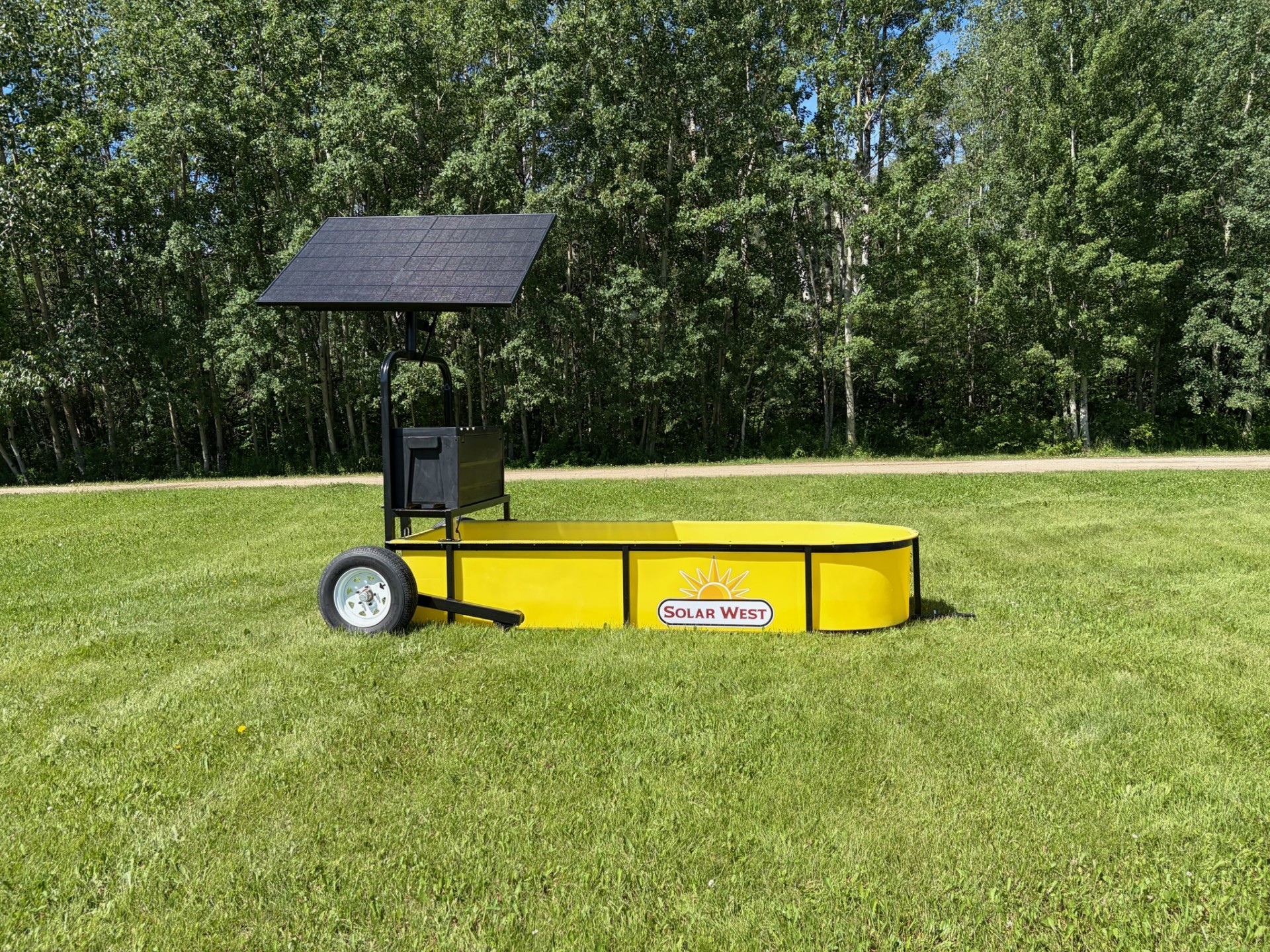 winter watering bowl cattle watering cattle livestock watering solar powered watering system solar powered pump solar water pump for trough solar watering electric fencing solar fencing animal management