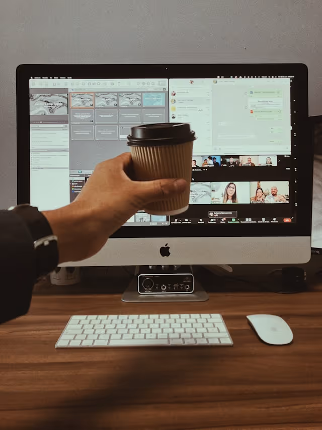 Bring your remote team together this holiday season! Discover festive activities to engage, celebrate, and show your appreciation.