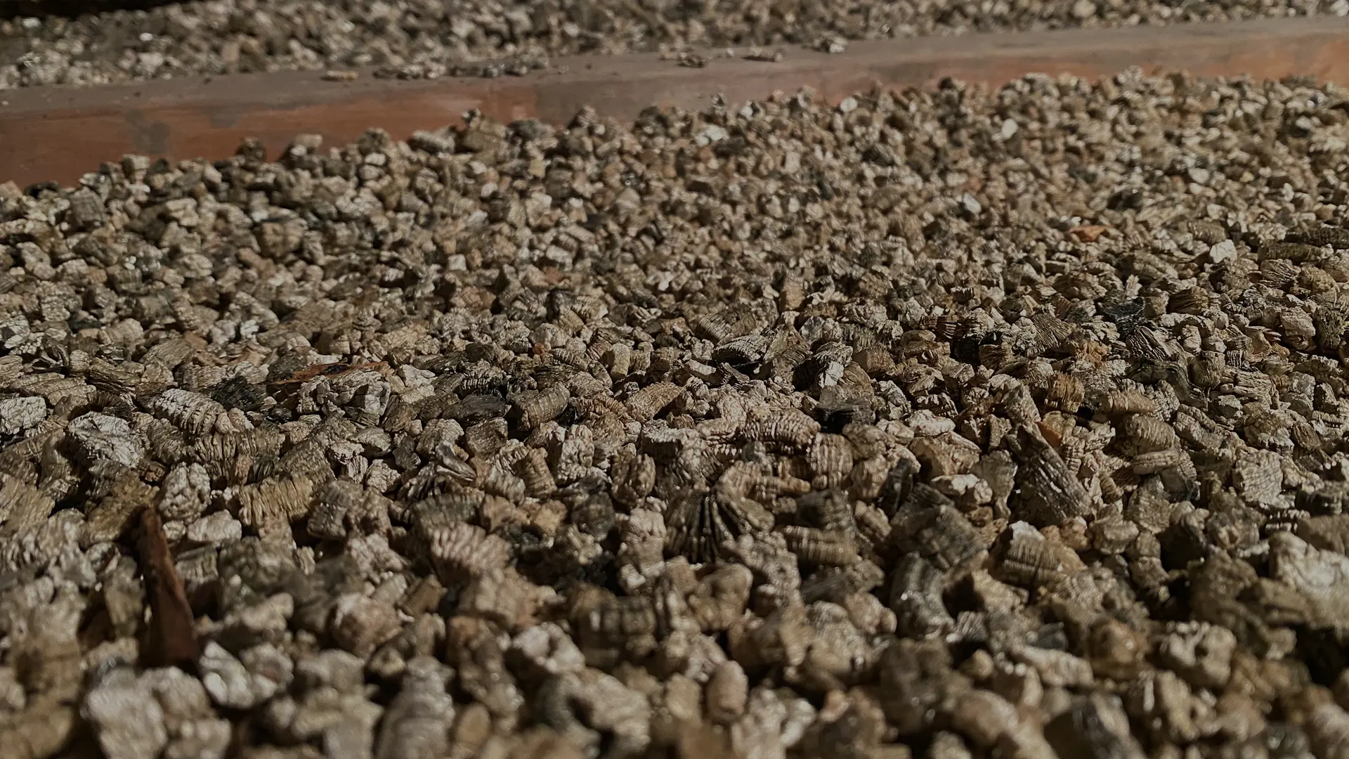 Vermiculite Insulation Removal Service in Chicago